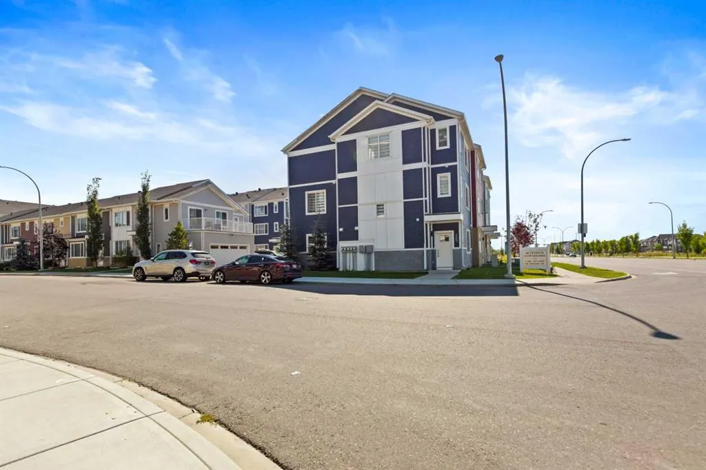 11428 52 Street NE, #105