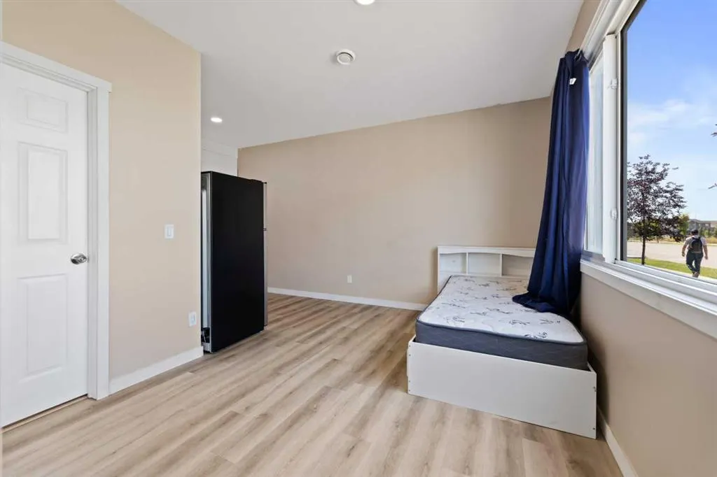 11428 52 Street NE, #105