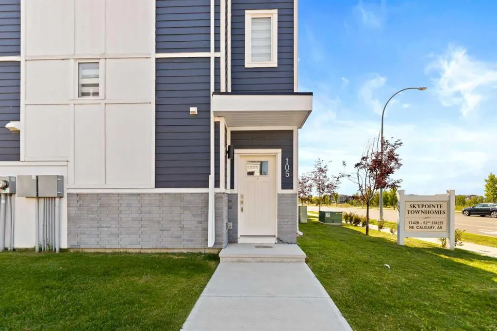 11428 52 Street NE, #105