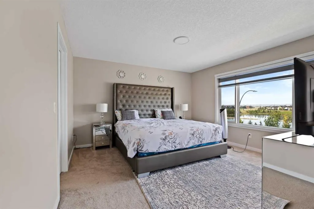 11428 52 Street NE, #105