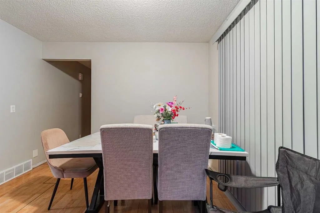 143 Castlegrove Road NE