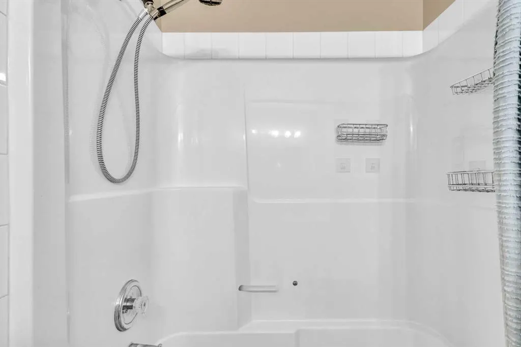 200 Hidden Hills Terrace NW, #3