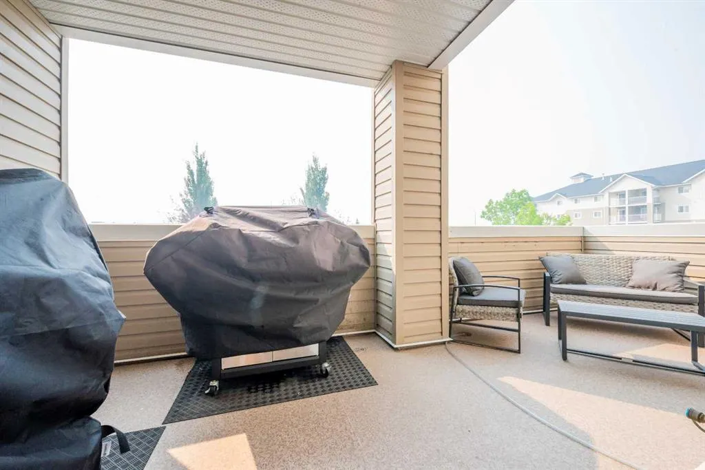 11230 104 Avenue, #207