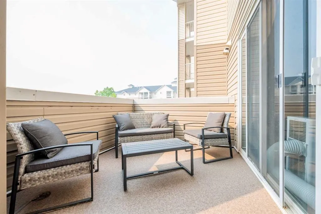 11230 104 Avenue, #207
