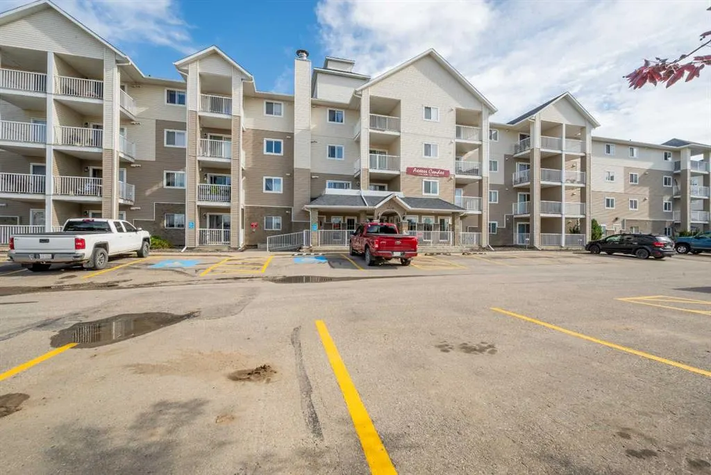 11230 104 Avenue, #207