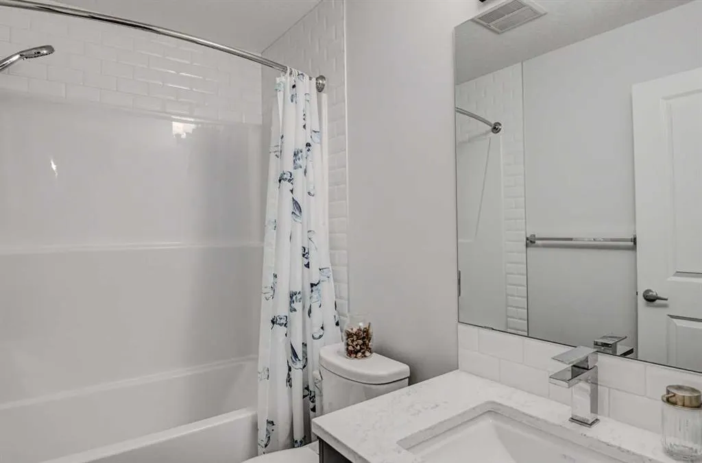 19489 Main Street SE, #1101