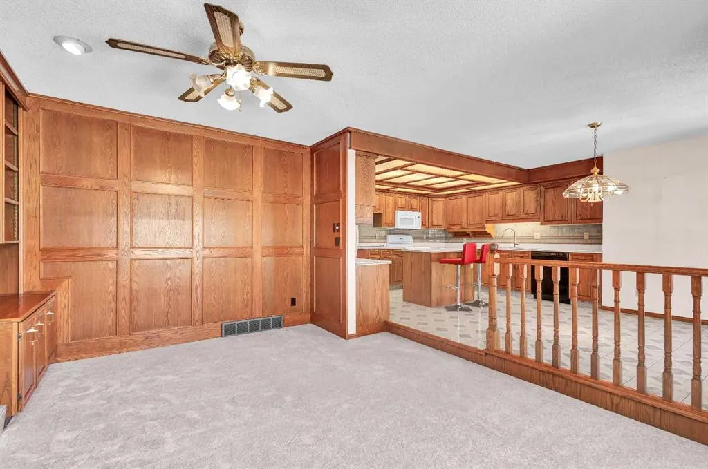 125 Edgebrook Road NW