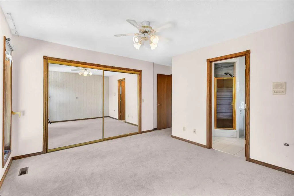 125 Edgebrook Road NW