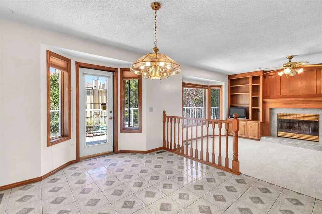 125 Edgebrook Road NW