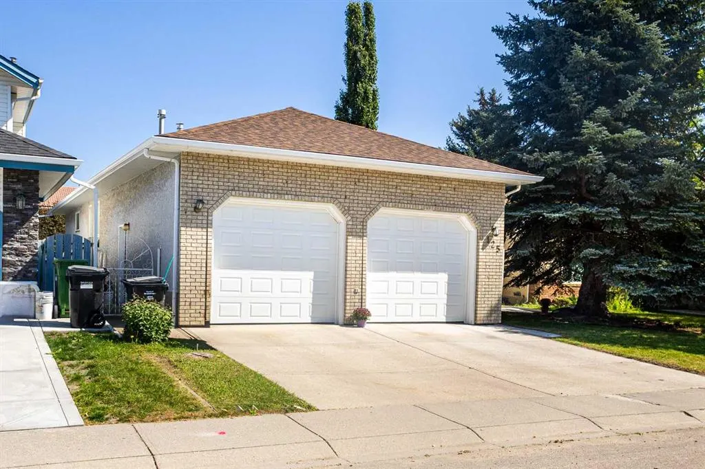 125 Edgebrook Road NW