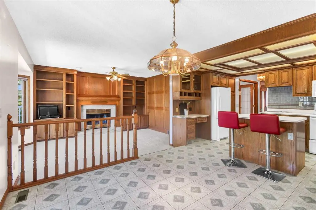 125 Edgebrook Road NW