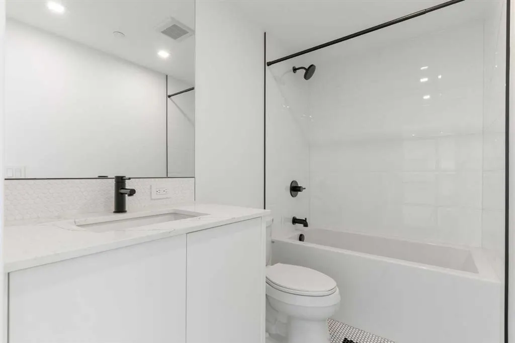 8505 Broadcast Avenue SW, #518