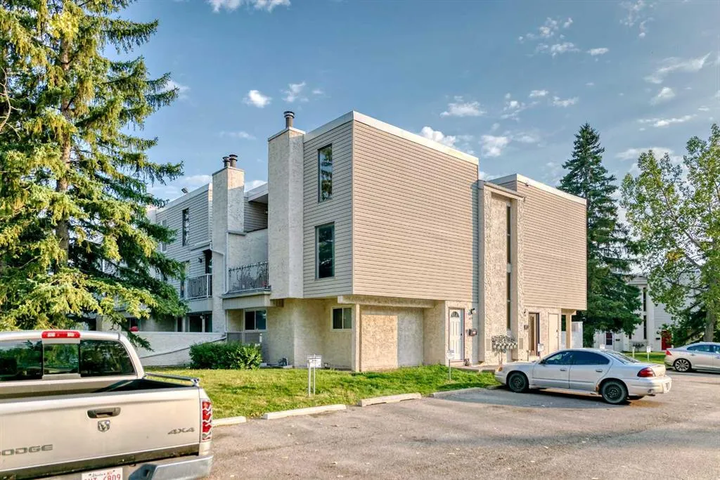 3500 VARSITY Drive NW, #409