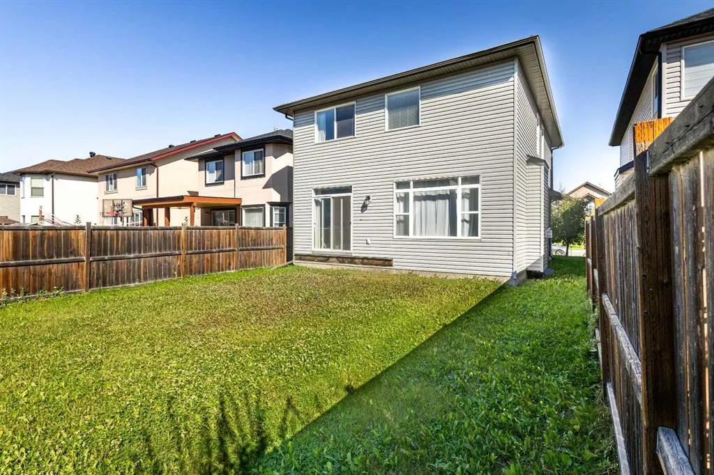 156 Saddlecrest Park NE