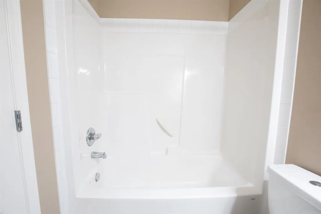 339 Viscount Drive, #1104