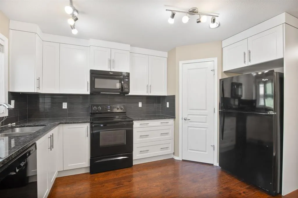 339 Viscount Drive, #1104