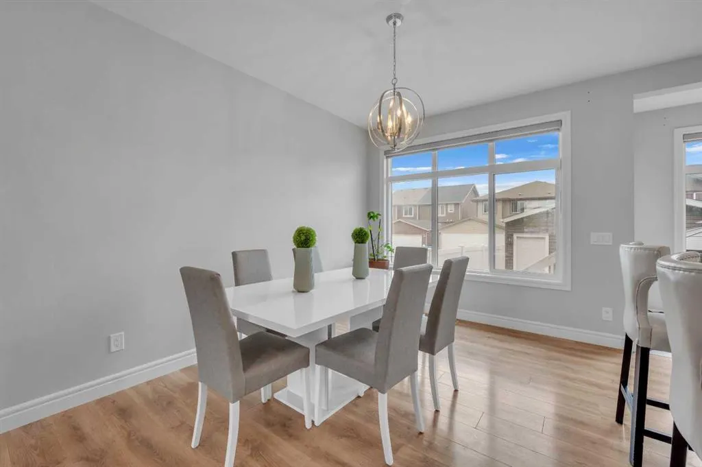 178 Savanna Park NE