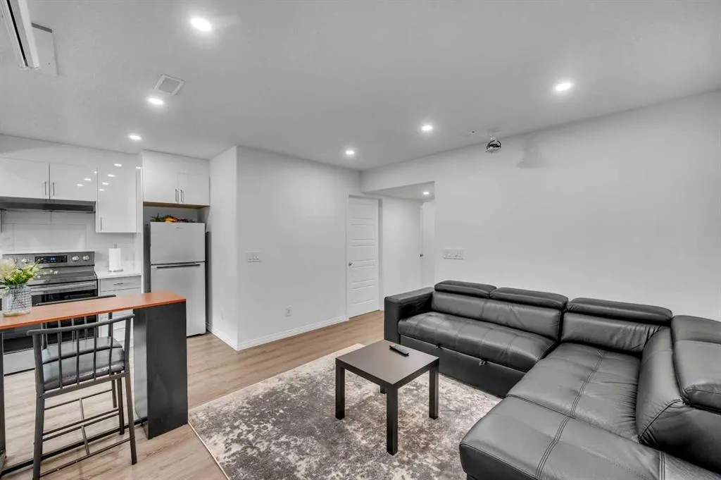 178 Savanna Park NE