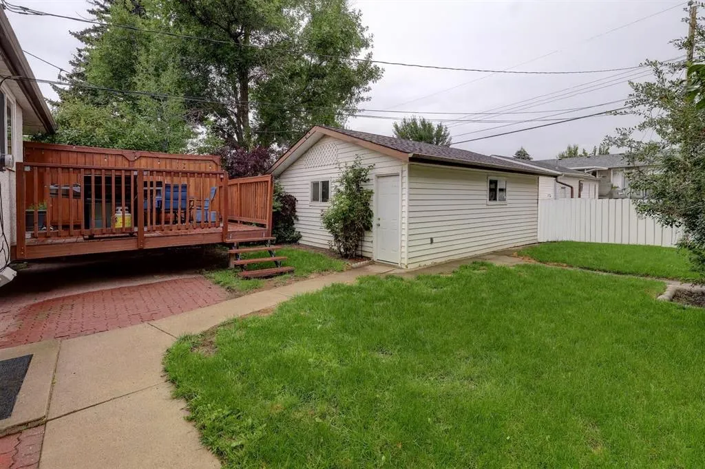 1044 Mayland Drive NE
