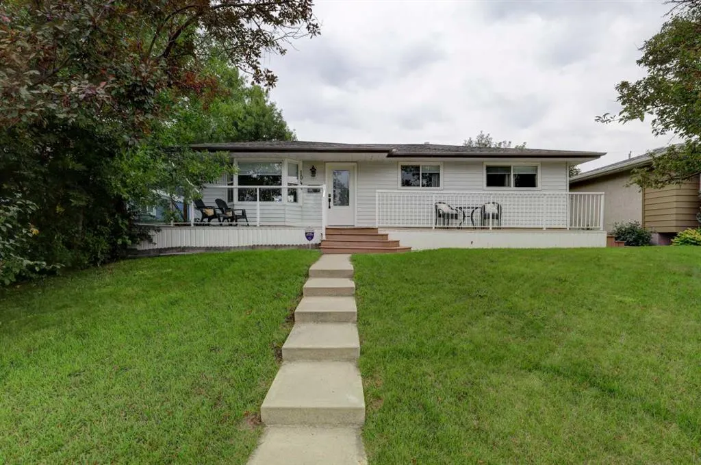 1044 Mayland Drive NE