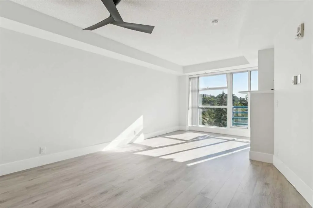 205 Riverfront Avenue SW, #406