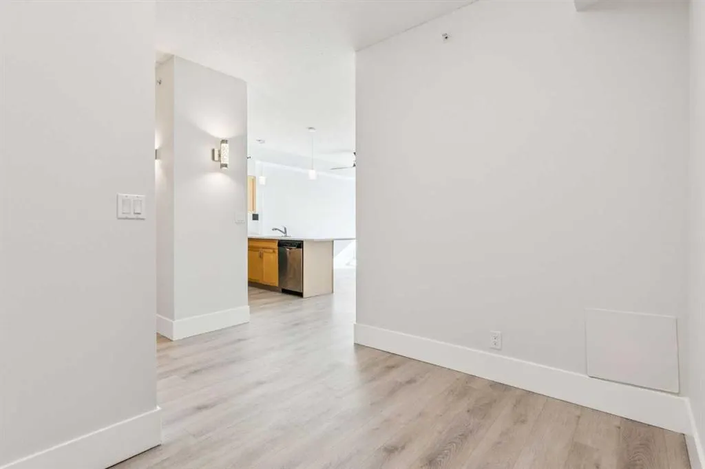 205 Riverfront Avenue SW, #406