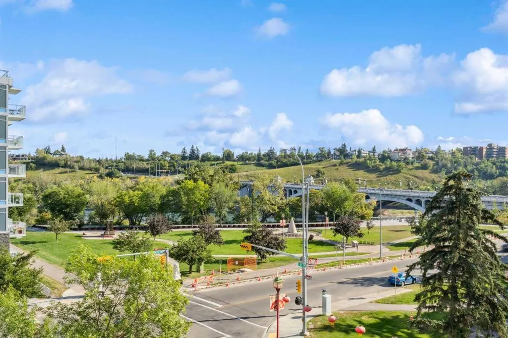 205 Riverfront Avenue SW, #406