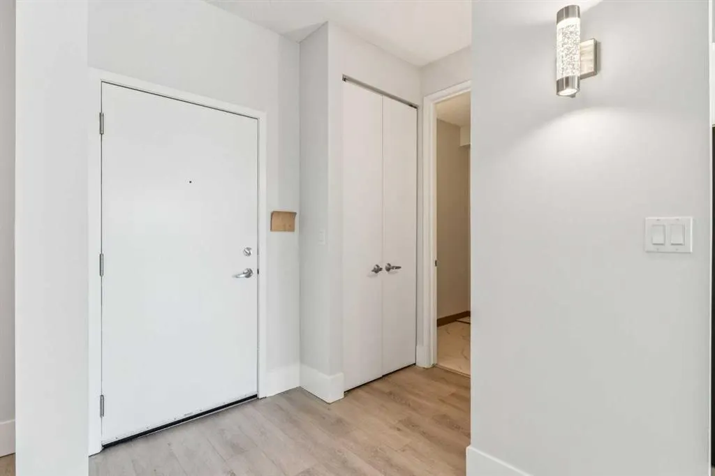 205 Riverfront Avenue SW, #406