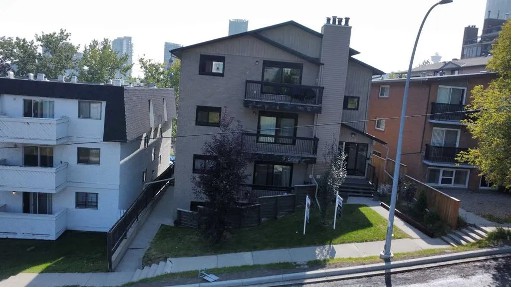 409 1 Avenue NE, #301