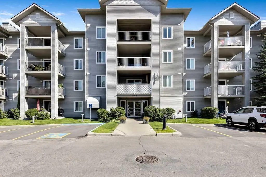 604 8 Street SW, #3304