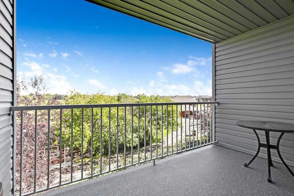 604 8 Street SW, #3304