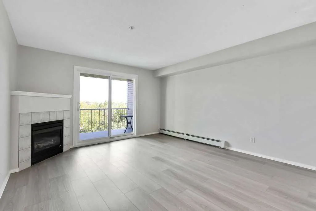 604 8 Street SW, #3304