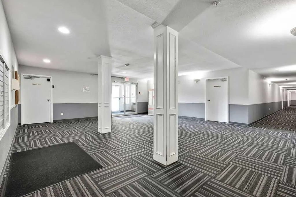 604 8 Street SW, #3304