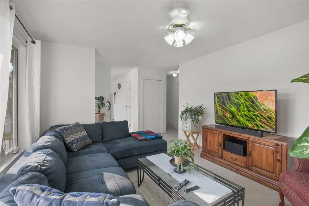 4708 57a Street Crescent