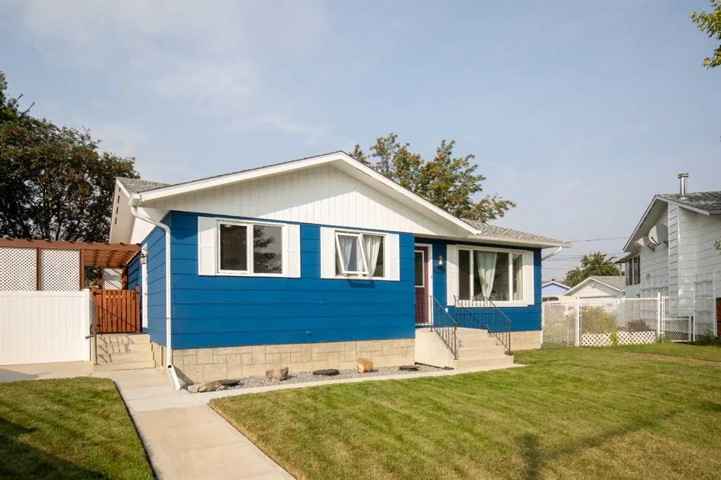 4708 57a Street Crescent