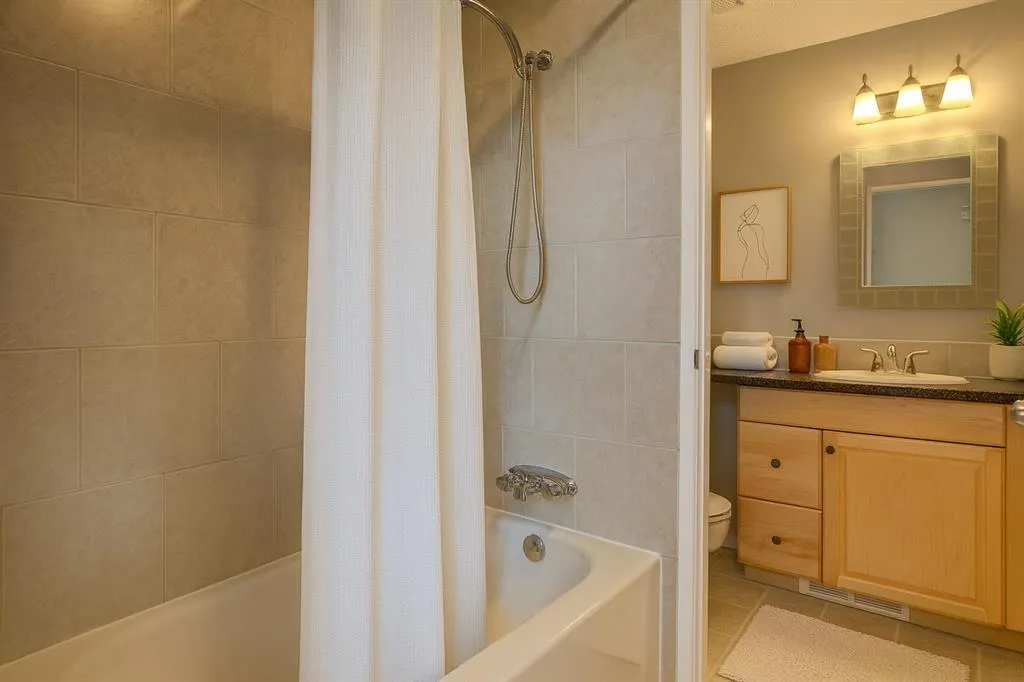 700 Allen Street SE, #402