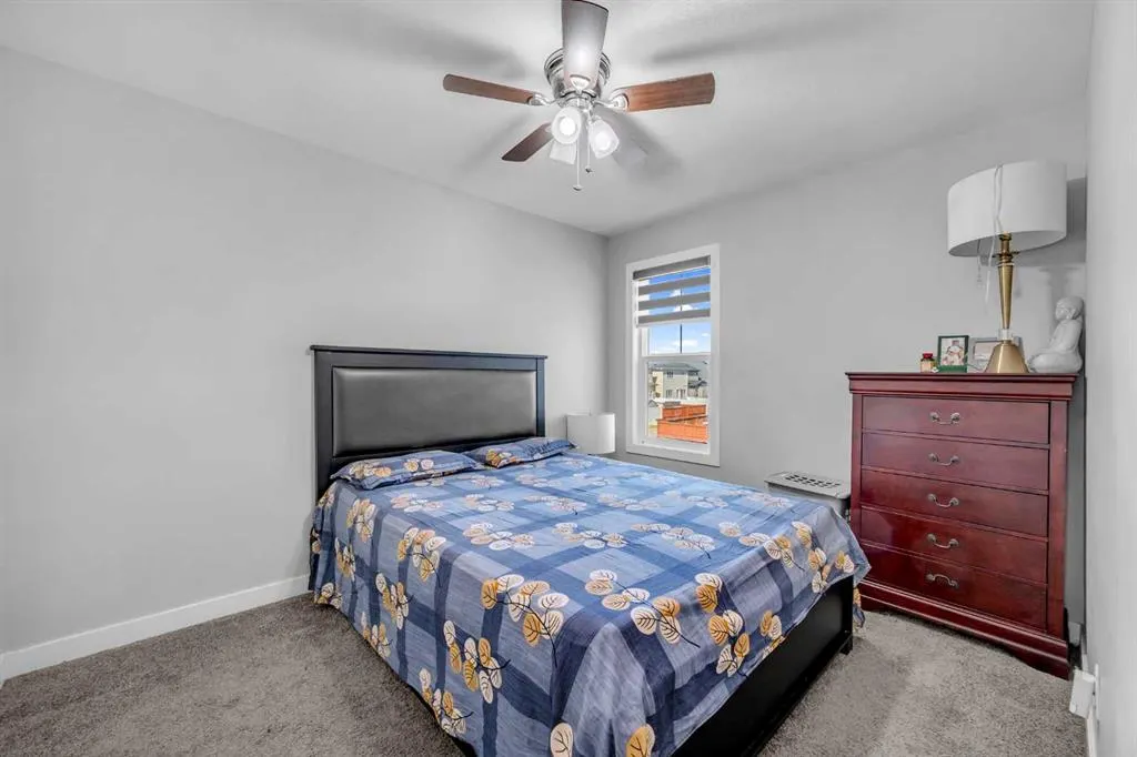 156 Cornerbrook Common NE