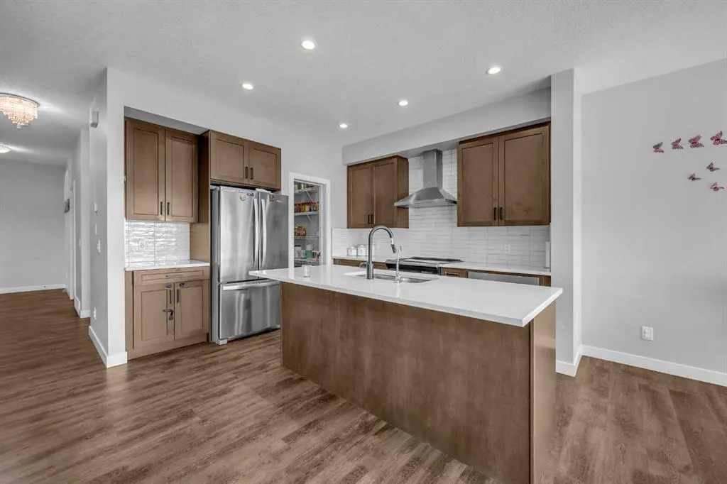 156 Cornerbrook Common NE