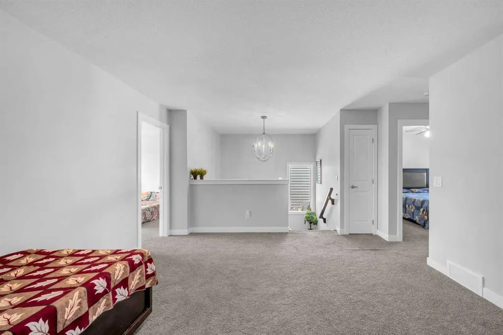 156 Cornerbrook Common NE