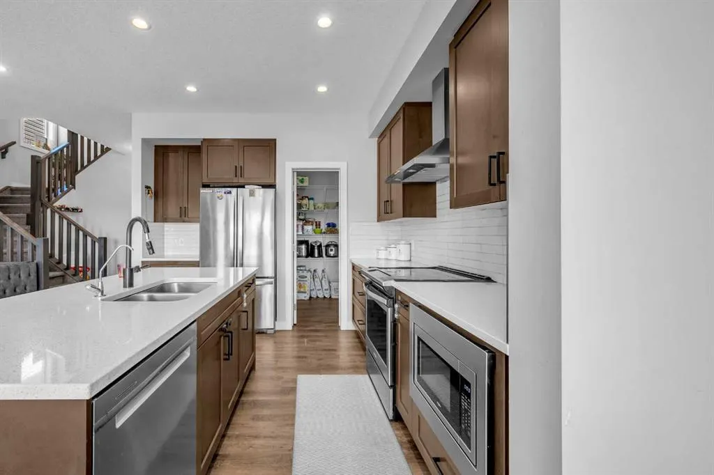 156 Cornerbrook Common NE