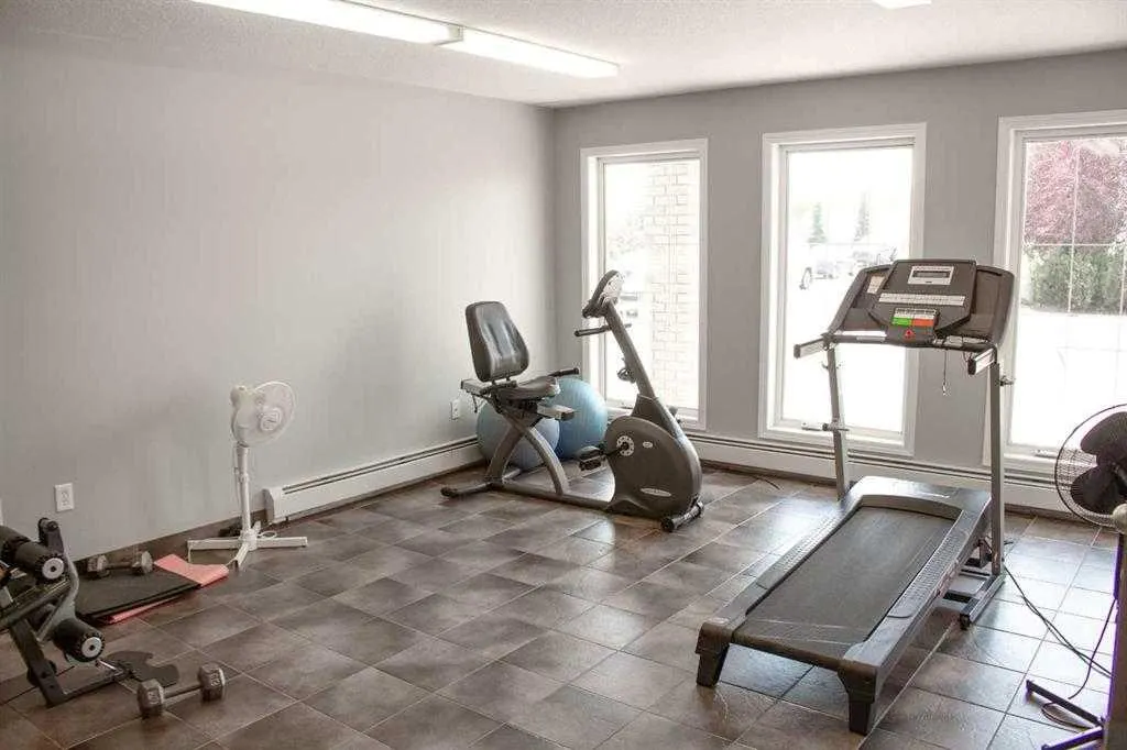 11230 104 Avenue, #203