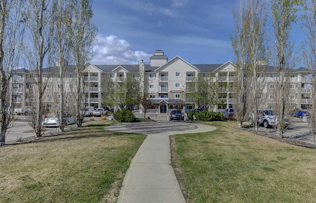 11230 104 Avenue, #203