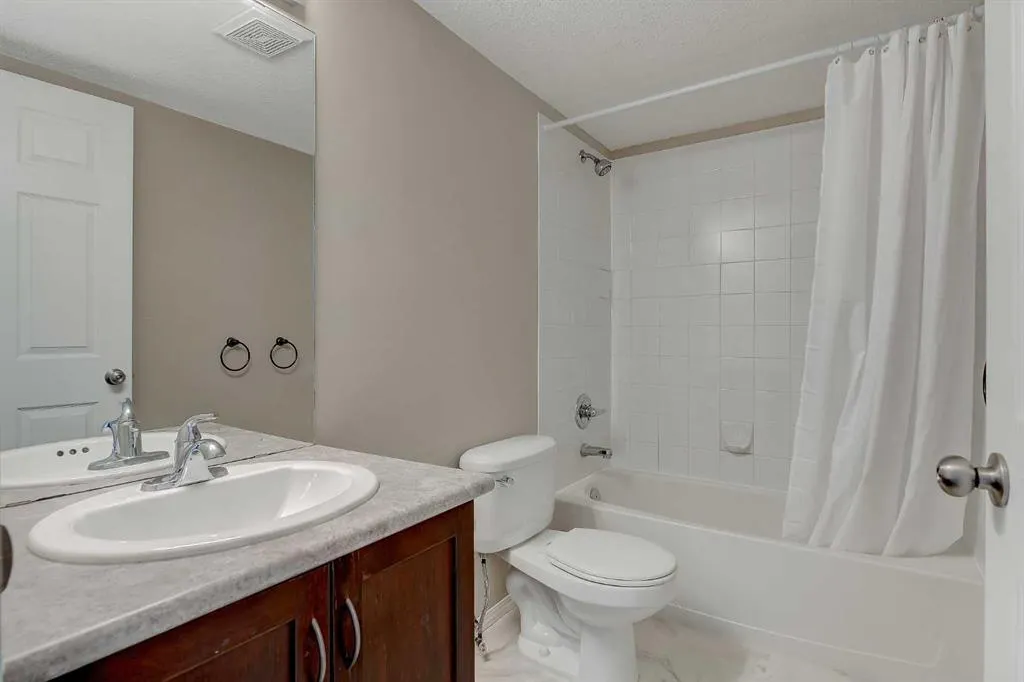 11230 104 Avenue, #203