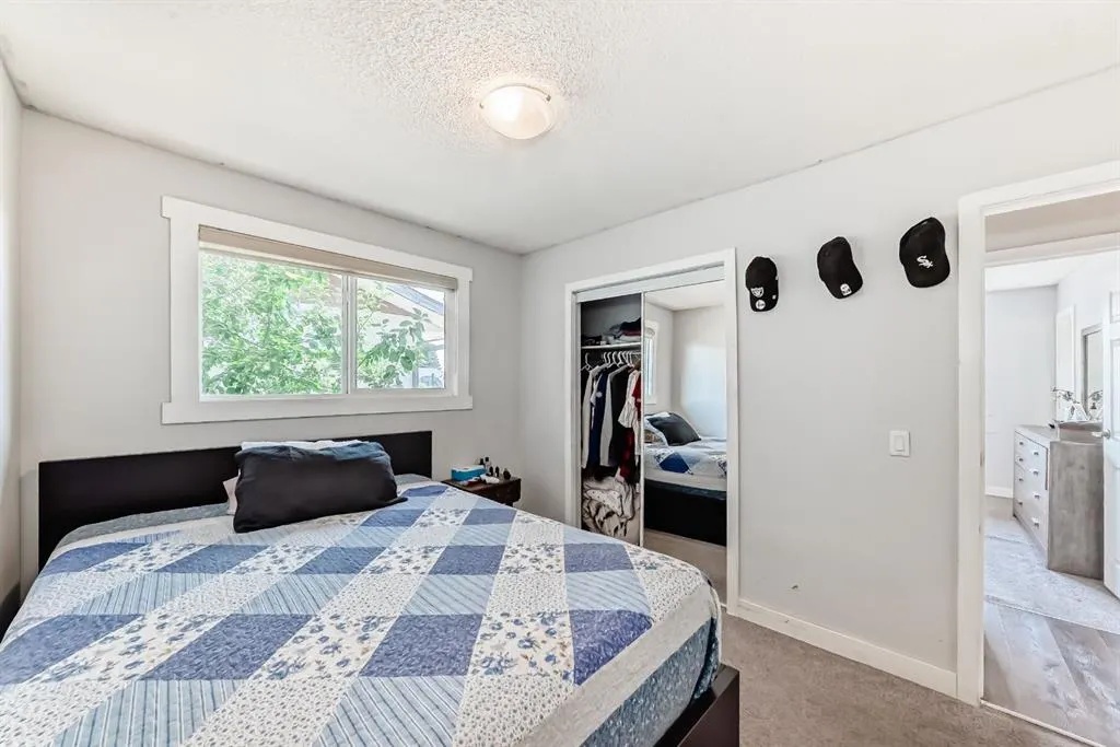 5107 Rundleview Road NE