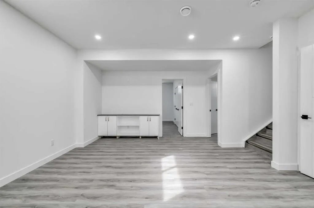 36 Magnolia Crescent SE
