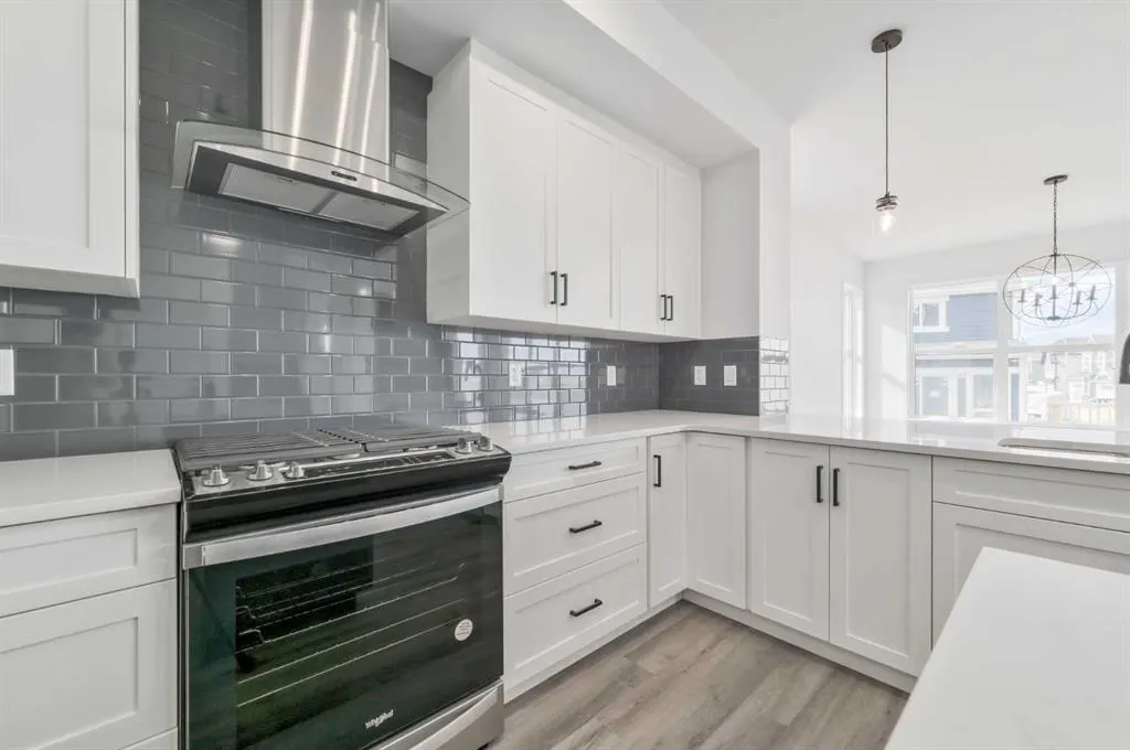36 Magnolia Crescent SE
