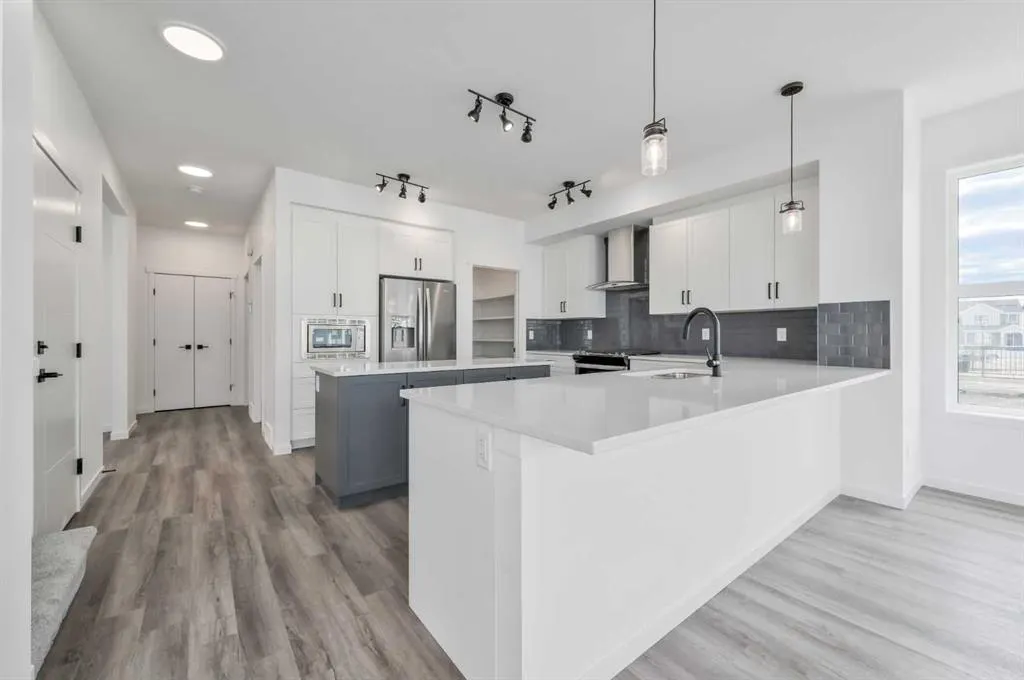 36 Magnolia Crescent SE