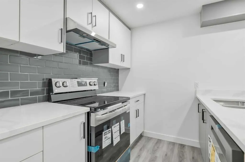 36 Magnolia Crescent SE