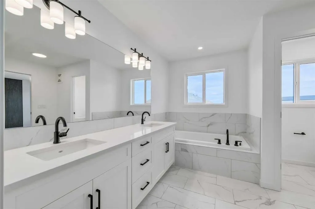 36 Magnolia Crescent SE