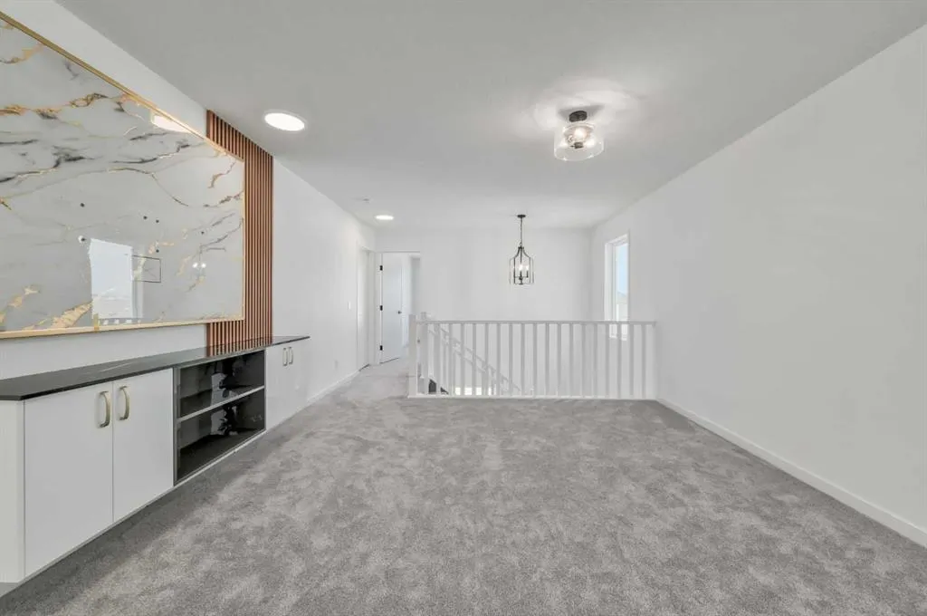36 Magnolia Crescent SE